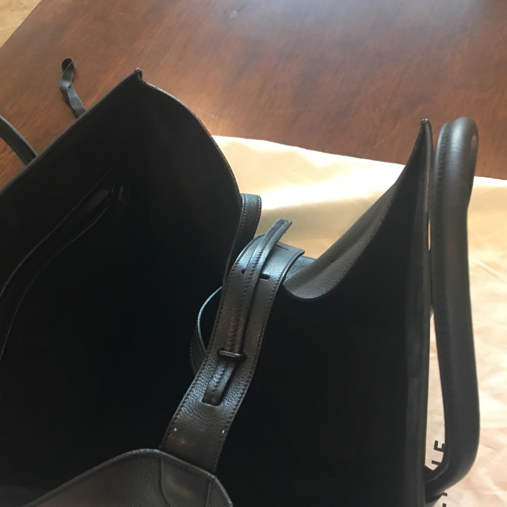 Celine Medium Phantom Tote - Picture 5 of 7